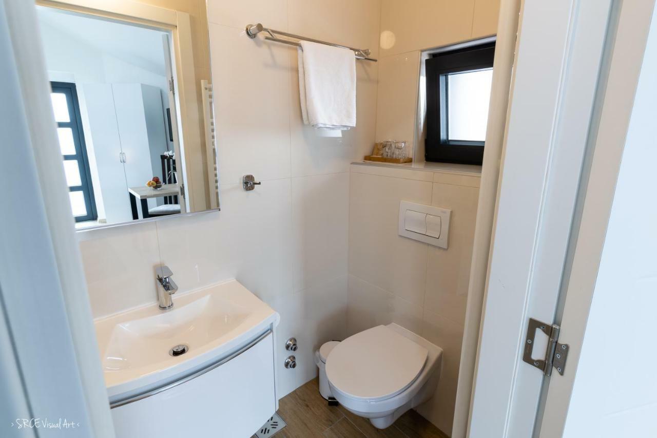 Apartmani Gundulic Osijek Exterior foto