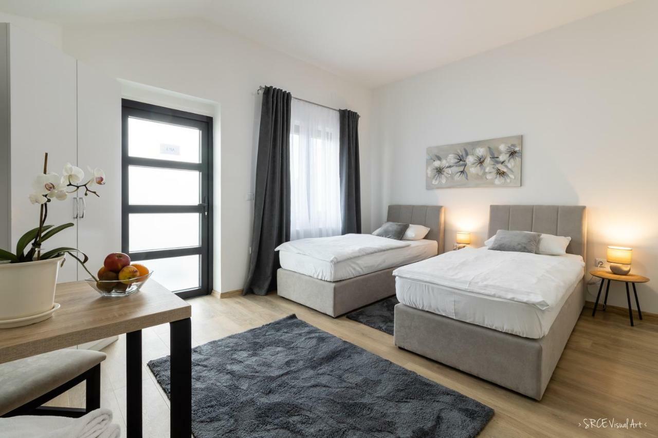 Apartmani Gundulic Osijek Exterior foto